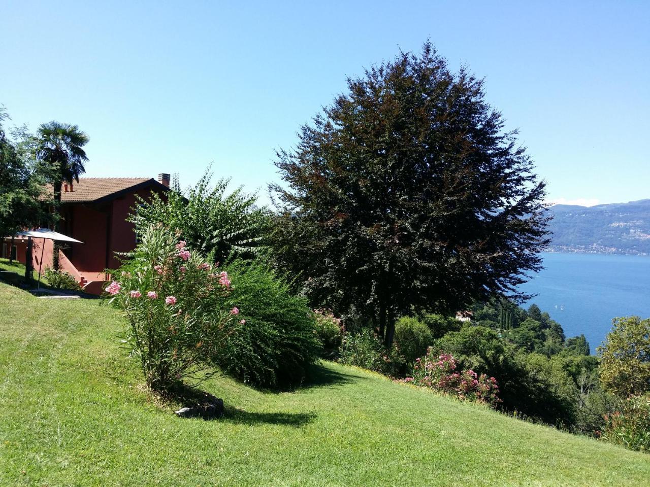 Locanda Pozzetto Laveno-Mombello Exterior photo
