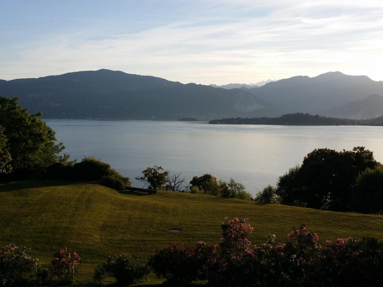 Locanda Pozzetto Laveno-Mombello Exterior photo